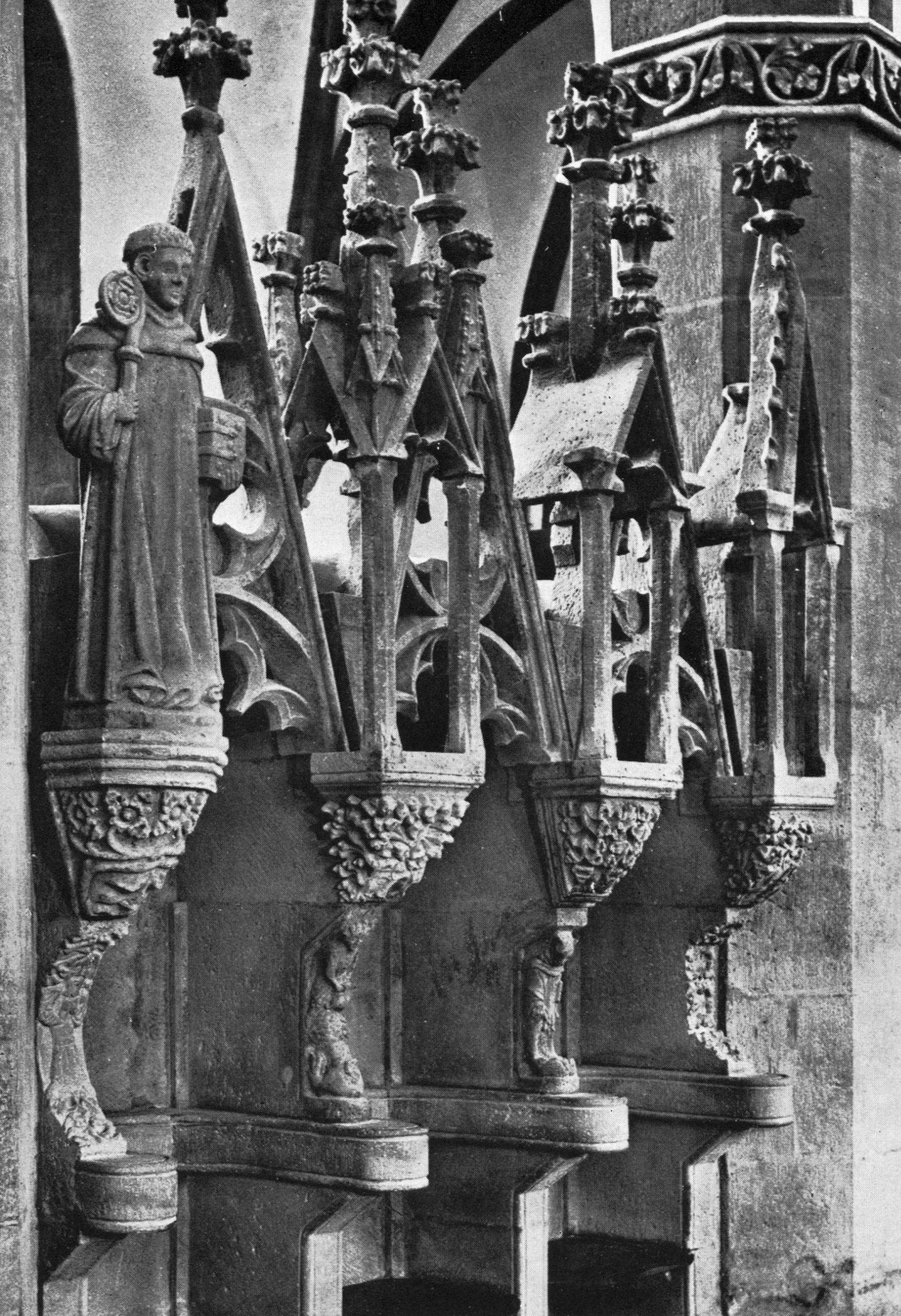 Levitenstuhl in der Klosterkirche Amelungsborn